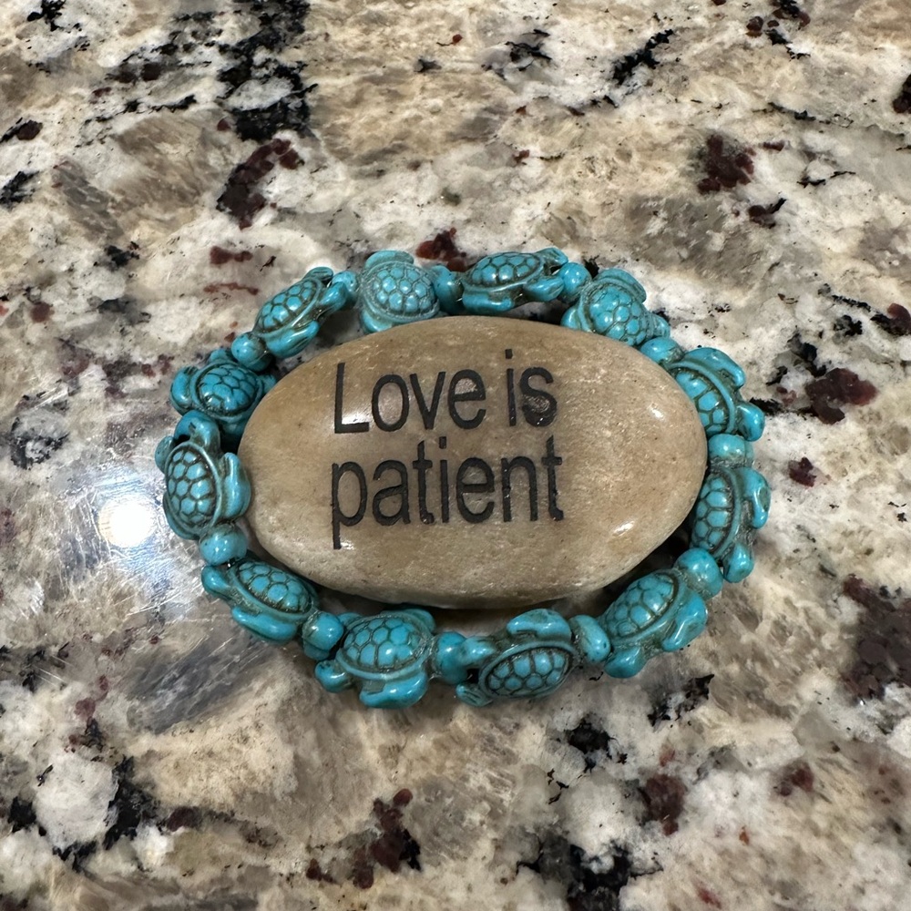 BlueRica Turquoise Sea Turtle Stretch Bracelet